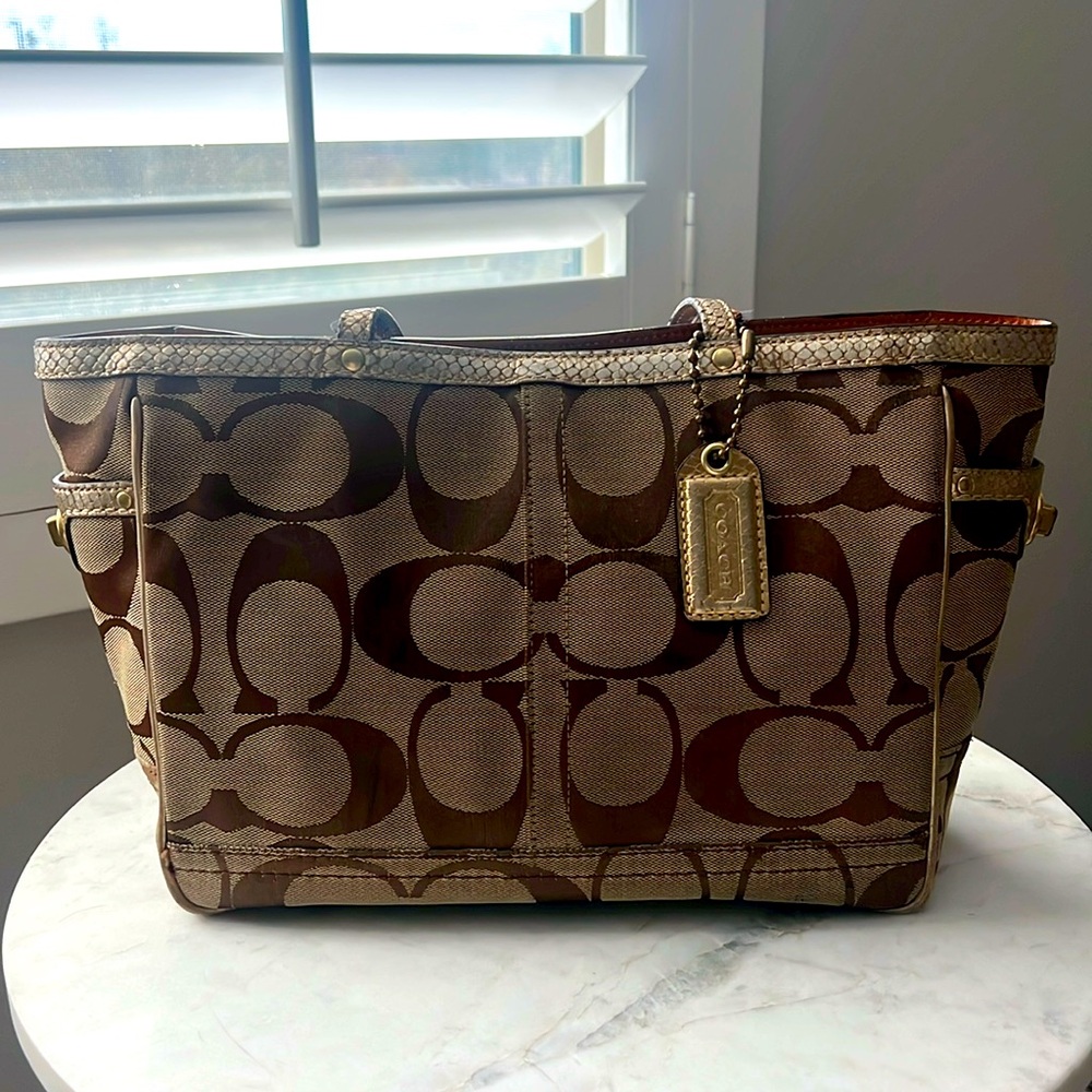 Vintage coach purse. Purchased in 2006.